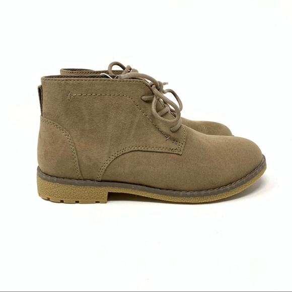 Cat & Jack Boys Tan Chukka Boots Hadrian Size 2 NWT - Picture 6 of 6